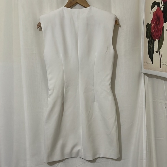 Zara Sleeveless Lined Low Cut Dress a133 - Picture 4 of 4
